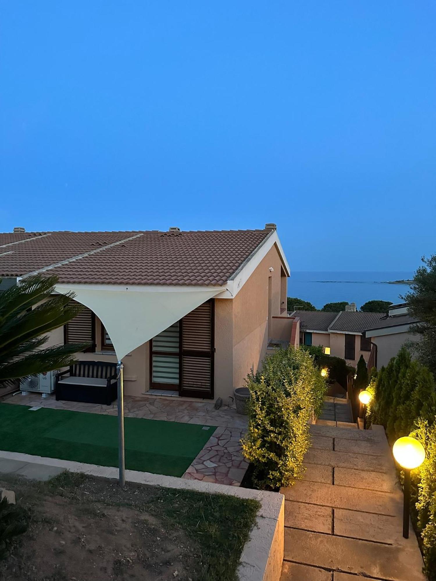 Villa Elma Villaputzu Buitenkant foto